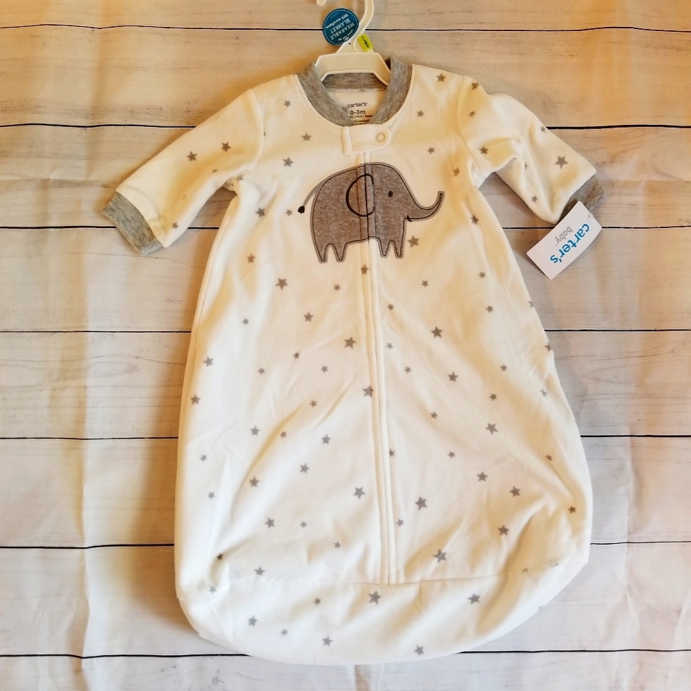 Carter's NWTwearable blanket (sleep bag) 0-3 month